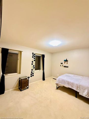 5997 Christina Drive, West Bloomfield, MI 48324