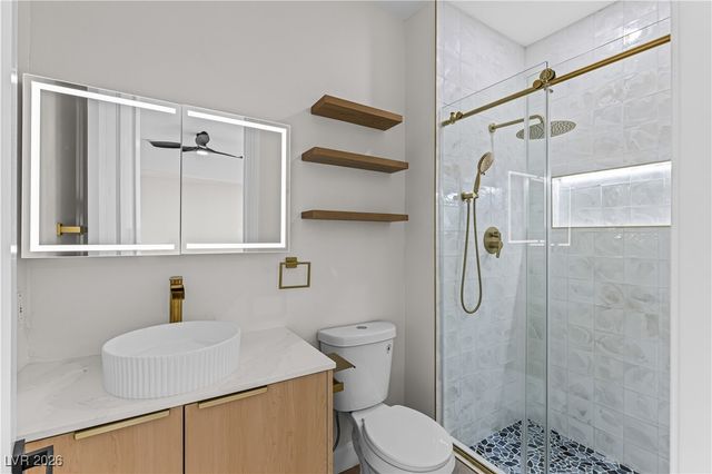 8600 Titleist Circle, Las Vegas, NV 89117