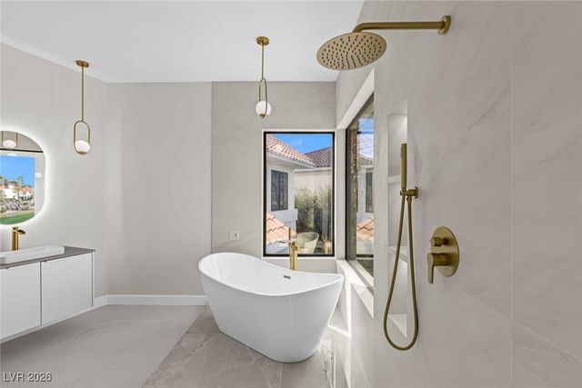 8600 Titleist Circle, Las Vegas, NV 89117