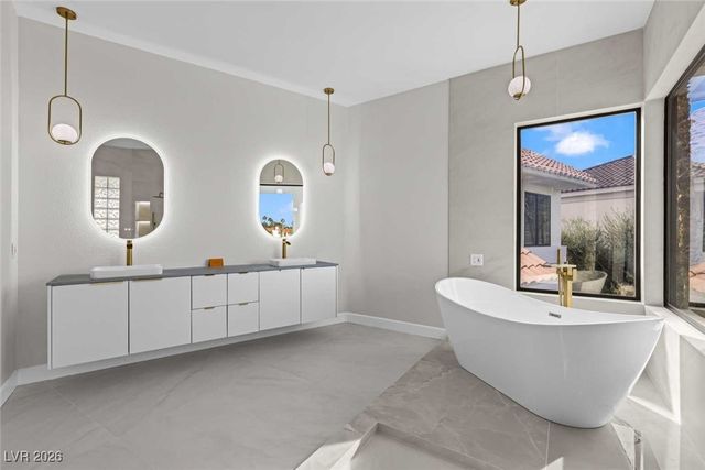 8600 Titleist Circle, Las Vegas, NV 89117