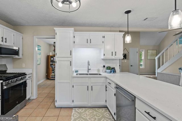 2545 Jewell Drive, Marietta, GA 30066