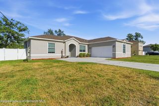 11070 Labrador Duck Road, Weeki Wachee, FL 34614