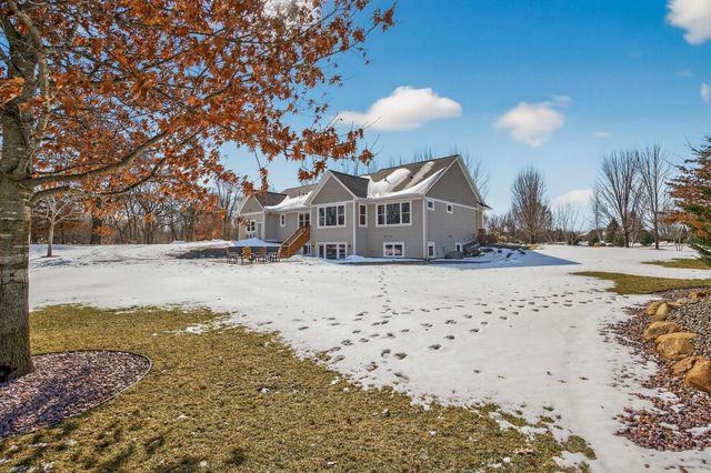24111 Rice Lake Drive, Lakeville, MN 55044