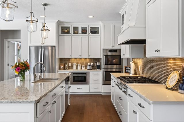 24111 Rice Lake Drive, Lakeville, MN 55044