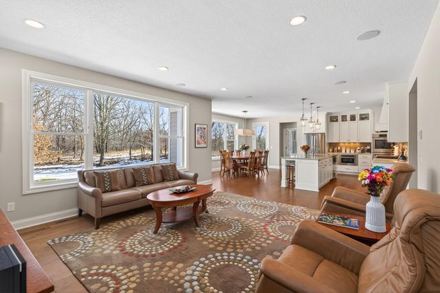 24111 Rice Lake Drive, Lakeville, MN 55044