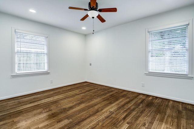 5805 Grape Street, Houston, TX 77074