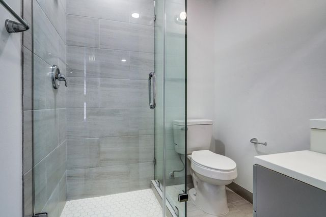 5805 Grape Street, Houston, TX 77074