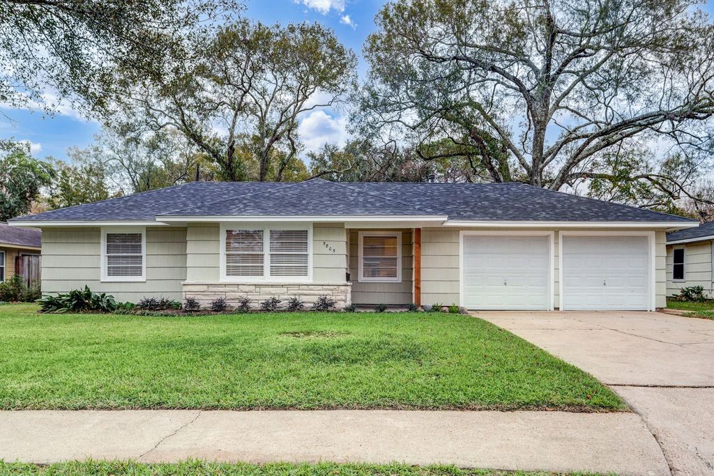 5805 Grape Street, Houston, TX 77074