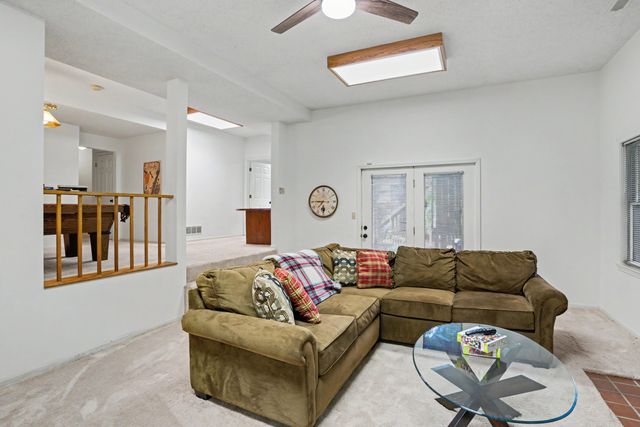 1205 LARAIL DR, Columbia, MO 65203
