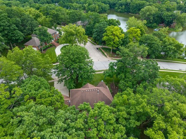 1205 LARAIL DR, Columbia, MO 65203
