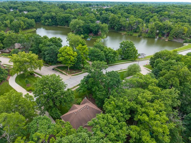 1205 LARAIL DR, Columbia, MO 65203