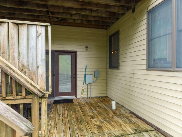 1205 LARAIL DR, Columbia, MO 65203
