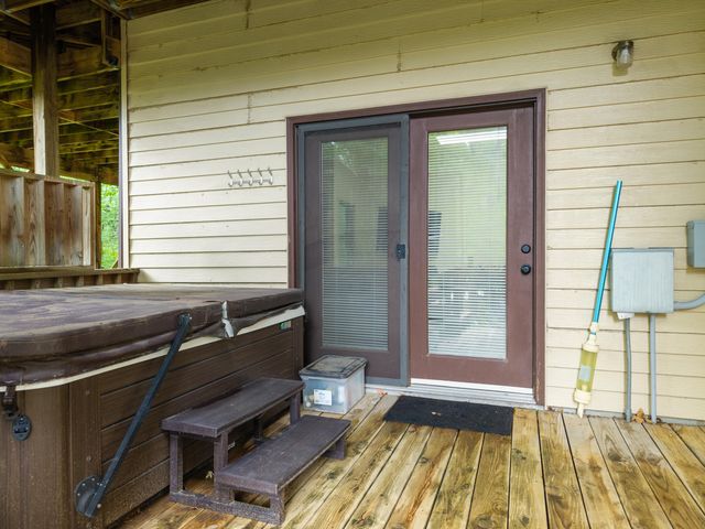 1205 LARAIL DR, Columbia, MO 65203