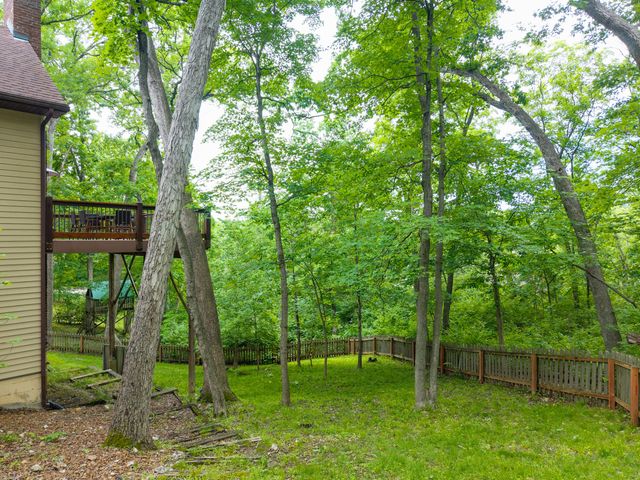 1205 LARAIL DR, Columbia, MO 65203