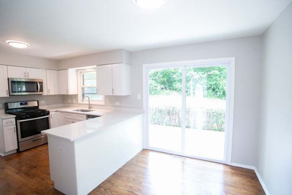 18052 San Diego Avenue, Homewood, IL 60430 — photo 4