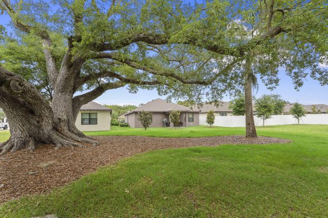 5605 Amusement Avenue, Fort Pierce, FL 34947