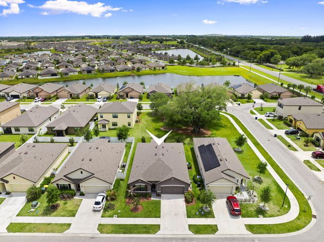 5605 Amusement Avenue, Fort Pierce, FL 34947