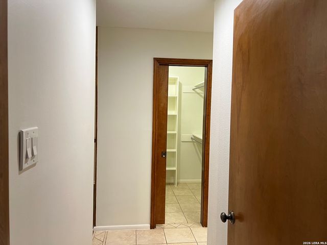 4307 Shavano Woods St, San Antonio, TX 78249