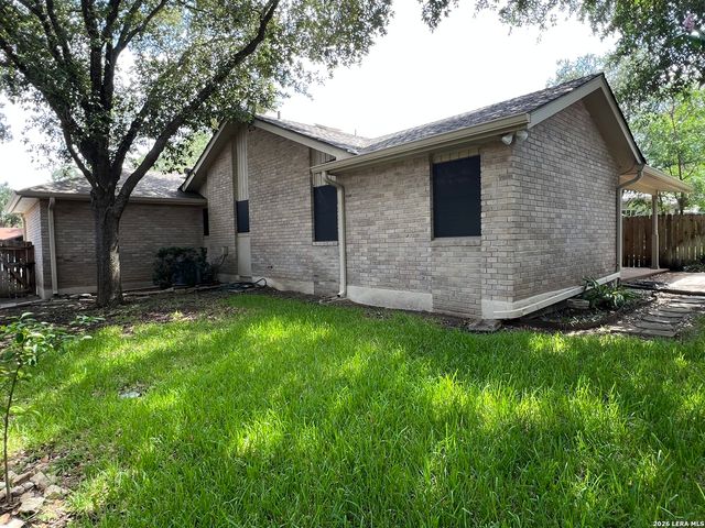 4307 Shavano Woods St, San Antonio, TX 78249