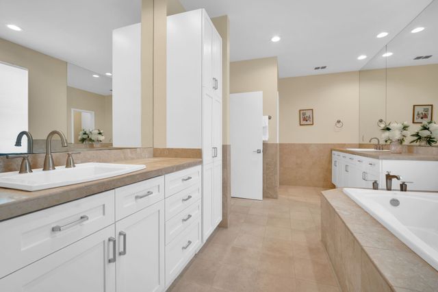 2119 Albany Street, Dallas, TX 75201