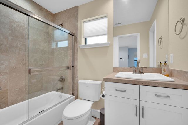 2119 Albany Street, Dallas, TX 75201