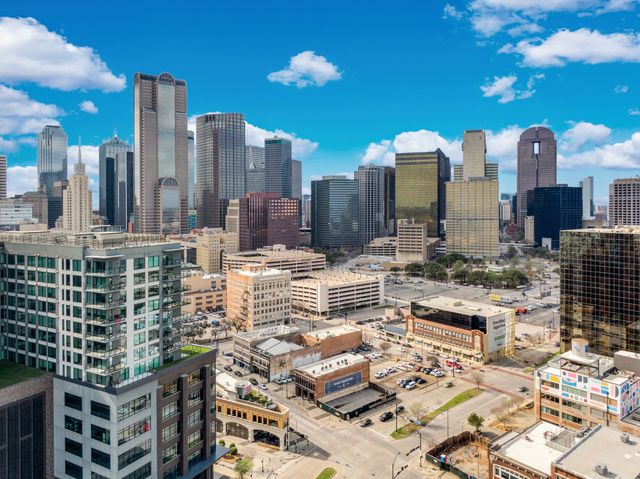 2119 Albany Street, Dallas, TX 75201