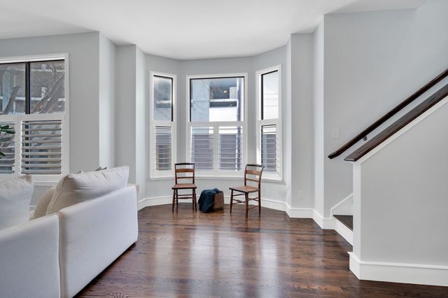 2119 Albany Street, Dallas, TX 75201