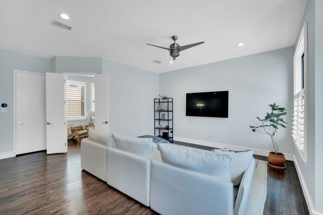 2119 Albany Street, Dallas, TX 75201