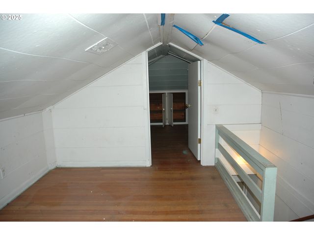124 S 20TH St, St Helens, OR 97051