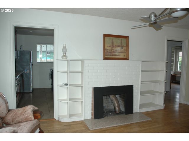124 S 20TH St, St Helens, OR 97051