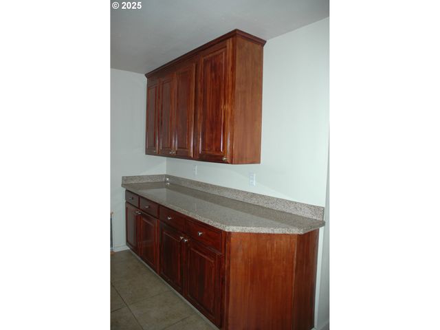 124 S 20TH St, St Helens, OR 97051