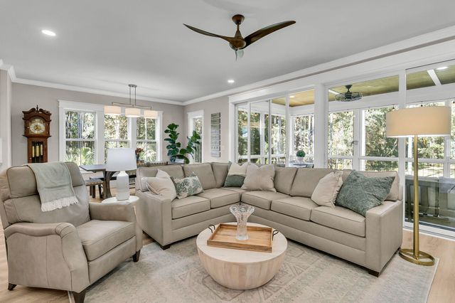 368 Mercantile Road, Mcclellanville, SC 29458