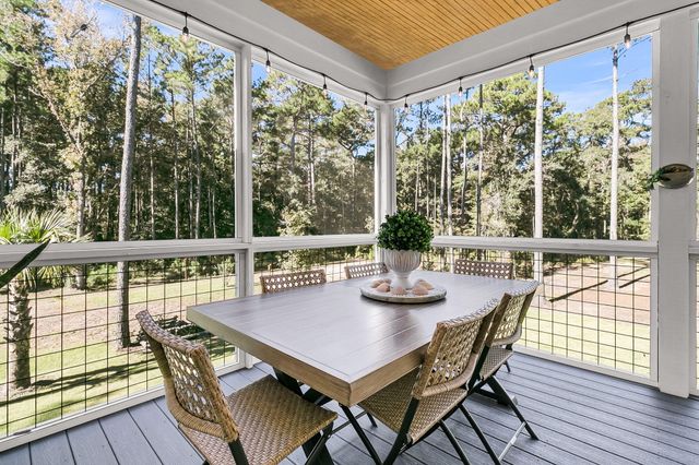 368 Mercantile Road, Mcclellanville, SC 29458