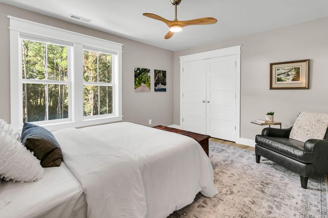 368 Mercantile Road, Mcclellanville, SC 29458