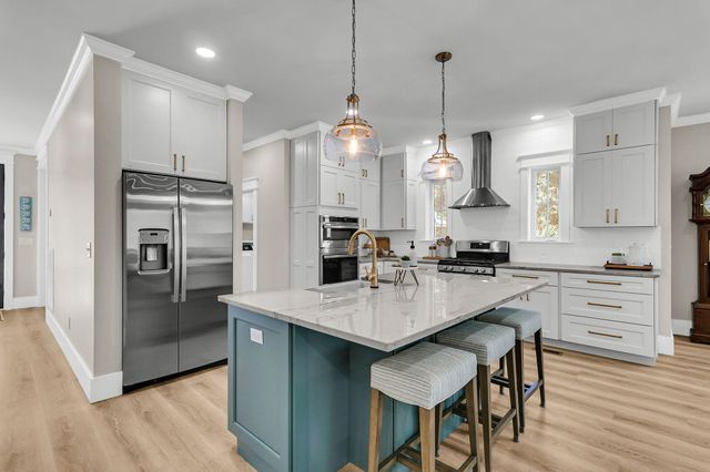 368 Mercantile Road, Mcclellanville, SC 29458