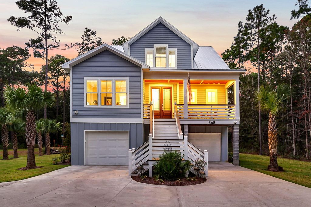 368 Mercantile Road, Mcclellanville, SC 29458