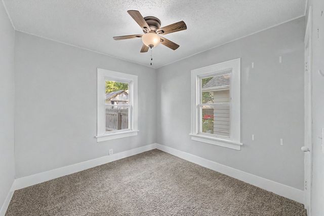 2334 York Street, Des Moines, IA 50316