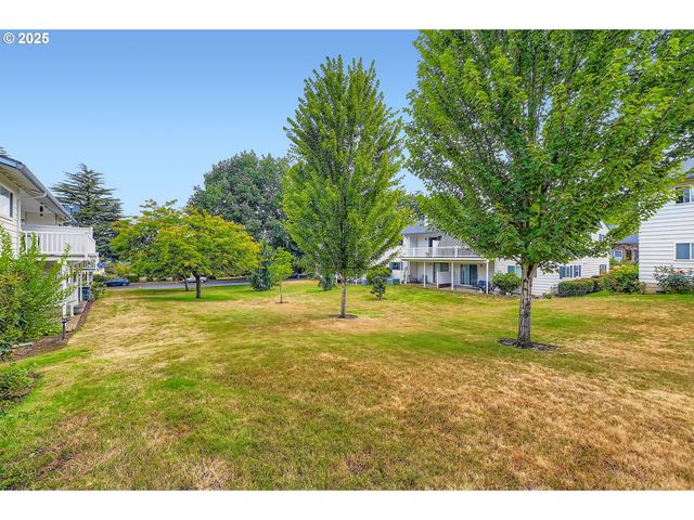 14862 Ne ROSE Pkwy, Portland, OR 97230