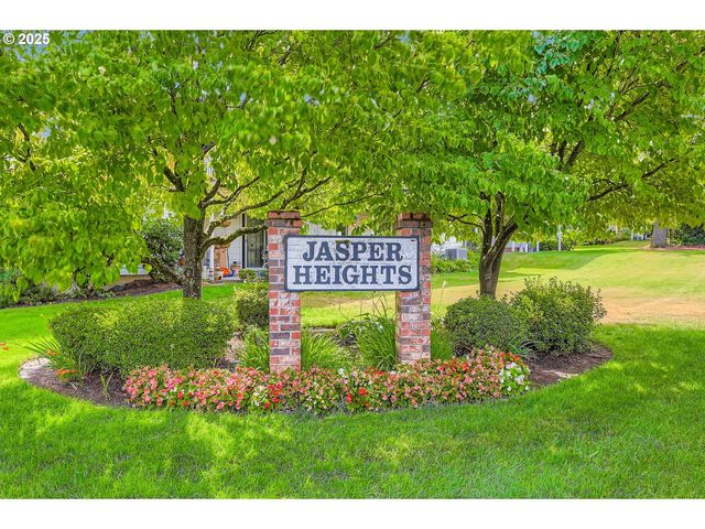 14862 Ne ROSE Pkwy, Portland, OR 97230