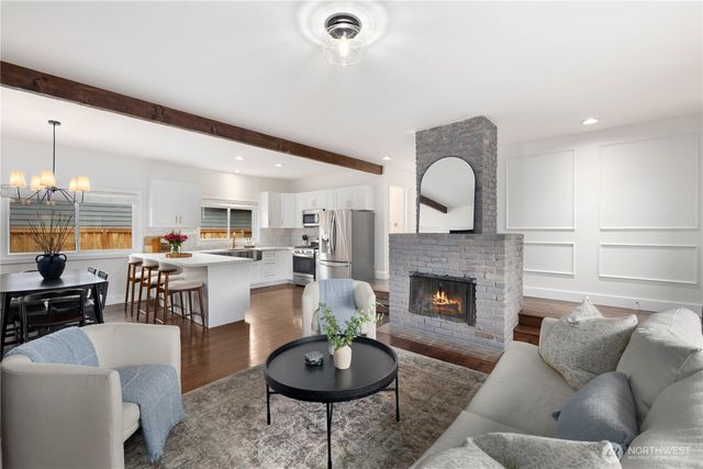 26108 13th Place S, Des Moines, WA 98198