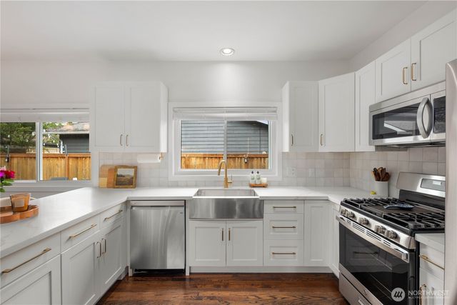 26108 13th Place S, Des Moines, WA 98198
