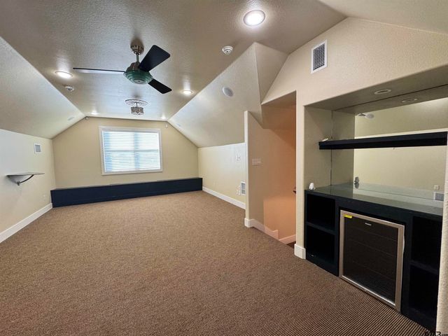 229 Babatwa Ln, Bullard, TX 75757