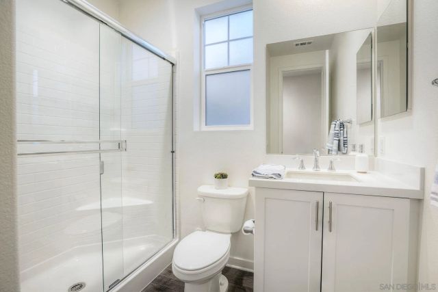 28305 Heather Green Way, Menifee, CA 92584