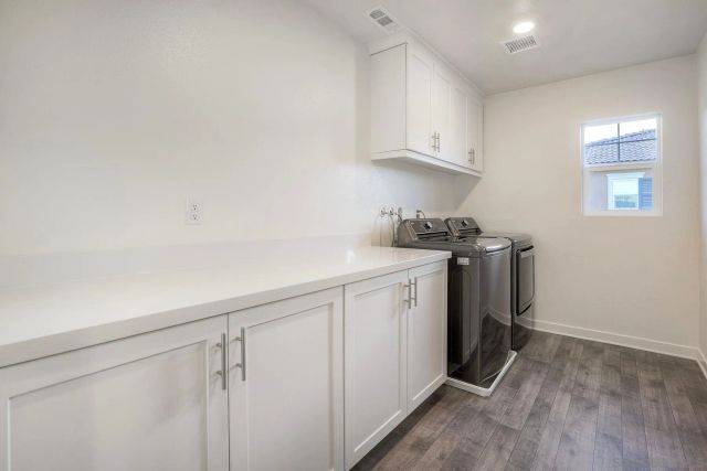 28305 Heather Green Way, Menifee, CA 92584