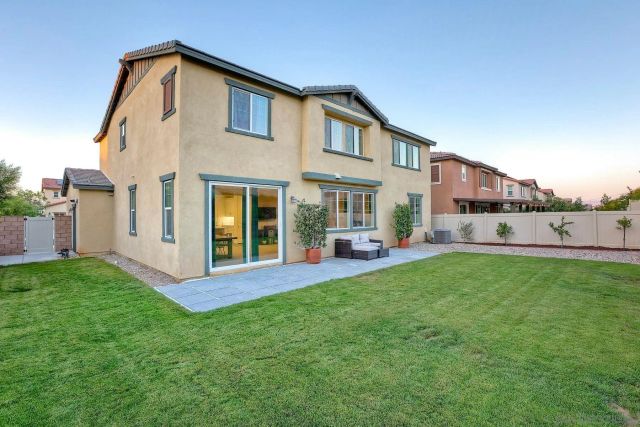 28305 Heather Green Way, Menifee, CA 92584