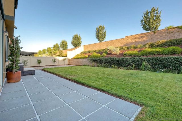 28305 Heather Green Way, Menifee, CA 92584