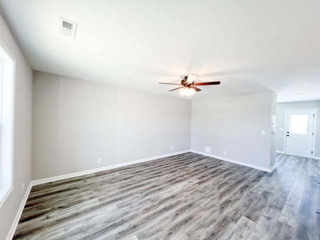 2202 Eldos Trace Cir Apt F, Clarksville, TN 37042