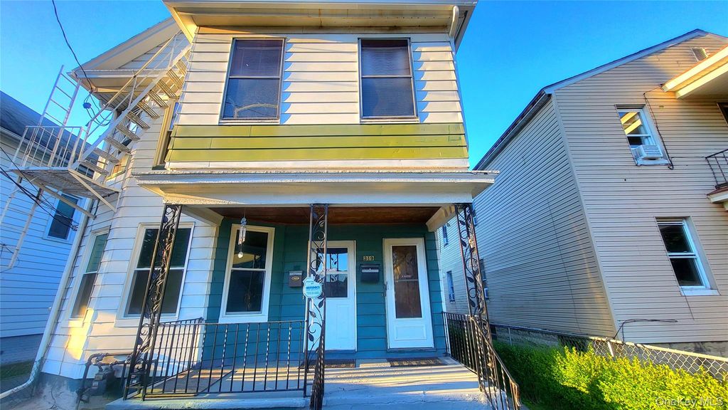 319 Mansion Street 1, Poughkeepsie, NY 12601