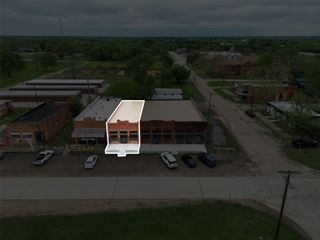 114 E Calhoun Street, Rice, TX 75155