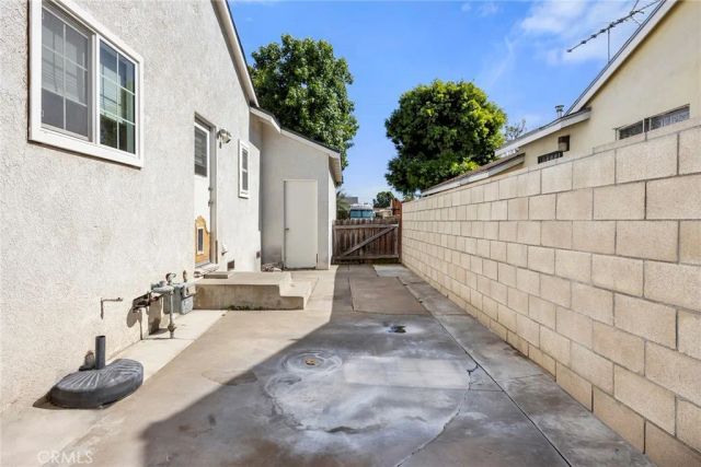 1835 W Chateau, Anaheim, CA 92804